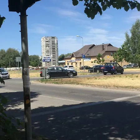 Kvartira V Rige Apartment